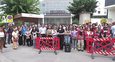 İzmir'de velilerden taciz tepkisi