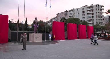 Karabağlar'a 100. Yıl armağanı