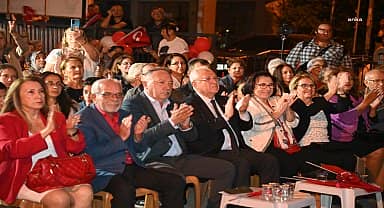 Karabağlar'da Cumhuriyet şöleni