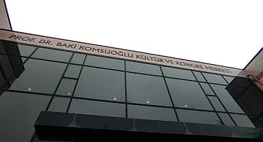 Kocaeli Üniversitesi'nin maaş promosyon ihalesinde bulunmak isteyen sendika yöneticilerine müdahale