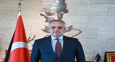 Konyaaltı Belediye Başkanı Semih Esen: "Sonsuza dek cumhuriyet"
