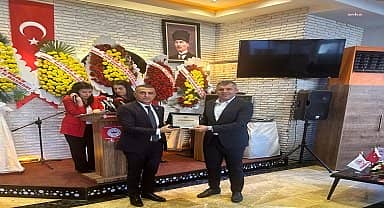 Kuşadası Belediye Başkanı Ömer Günel, yılın en başarılı belediye başkanı seçildi