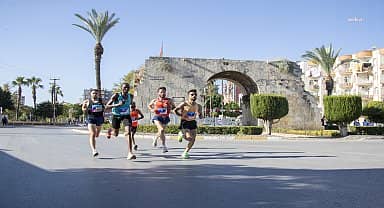 Mersin Büyükşehir, 15. Uluslararası Tarsus Yarı Maratonu'na hazır