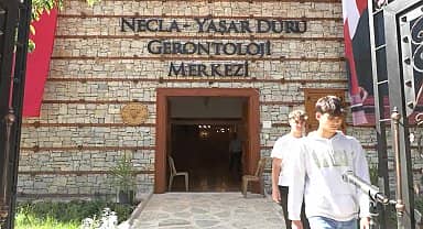Muratpaşa Belediye Başkanı Uysal, İbradı'da gerontoloji merkezinin açılışına katıldı