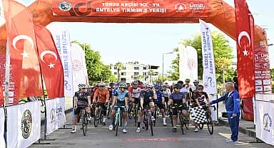 Muratpaşa'da zirveye pedal çevirdiler