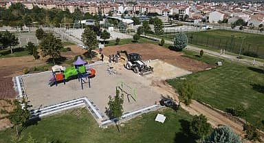 Odunpazarı'nda parklar ve spor alanları yenileniyor