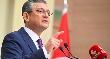 Özgür Özel: “Başımızın üzerindeki yüzde 25’lik cam tavanı tuzla buz etmek durumundayız”