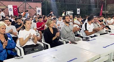 Seyhan'da ayak tenisi turnuvası başladı