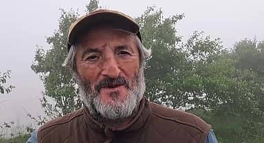 Son kitabını memleketi Artvin Ardanuç'ta yazan yazar Aksu: "30'un üzerinde kitap yazdım ama en zevklisini burada yazıyorum"