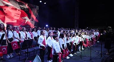 Tarsus Belediyesi, Cumhuriyet Bayramı'nı coşkuyla kutladı