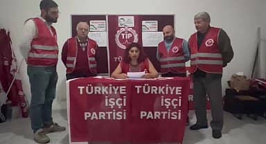 TİP, Hopa'da Gazze'de hastaneleri hedef alan İsrail'i protesto etti: "İsrail büyükelçisine nota dahi vermeyip kınama mesajları yayınlamak ikiyüzlülüktür"