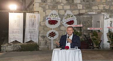 Vahap Seçer, 1. Uluslararası Akdeniz Bienali açılışına katıldı