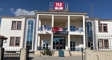 Yozgat 112 Acil Çağrı Merkezi Müdürü Esim: "Gelen çağrıların yarısı asılsız çıkıyor. Düğünlere davet, pasta tarifi ve evlendirme talepleri geliyor"