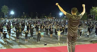 Zeybek olmak için akın ettiler