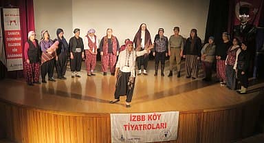 ''Anadolu Kadınları'' Foça tiyatro sahnesinde
