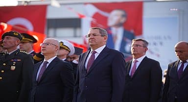 Atatürk Ayvalık'ta özlemle anıldı