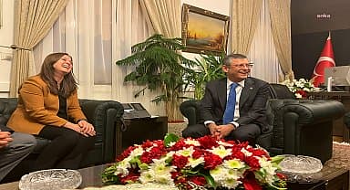 Balçova Belediye Başkanı Fatma Çalkaya'dan CHP Genel Başkanı Özgür Özel'e ziyaret