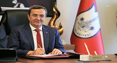 Başkan Batur Yerel Yönetimlerde Çalışma Yaşamında Kadına Şiddet Ve Tacizi Önleme Politika Belgesi'ne imza attı
