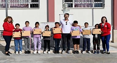 Başkan Ömer Günel'den küçük Atatürkçülere teşekkür mektubu