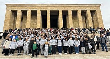 Çerkezköy Belediyesi Halk Akademisi öğrencileri, Anıtkabir'i ziyaret etti