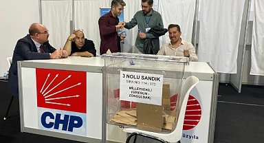 CHP’nin 38. Olağan Kurultayı’nda Genel Başkan seçimi için oy kullanma işlemi sürüyor