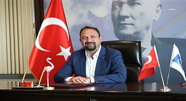 Çiğli Belediye Başkanı Utku Gümrükçü'den "kadına şiddete hayır" imzası