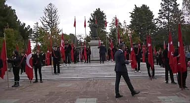 Çorum'da 65 yaşındaki Satı Tunç, Ata'ya sevgisini şiirle gösterdi