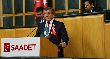 Davutoğlu: “Uzun vadede hedef otoriter bir rejimi kurumsallaştırmak”