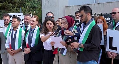 Dokuz Eylül Üniversitesi öğrencilerinden İsrail protestosu: "Filistin'e özgürlük"