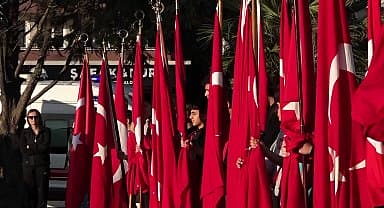 Edremit'te hayat durdu