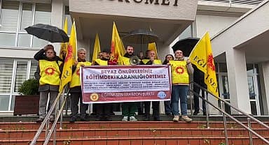 Eğitim Sen Trabzon Şubesi: "Öğretmenlerin beyaz önlüğe değil, onuruna yaraşır bir ücrete ihtiyacı var"