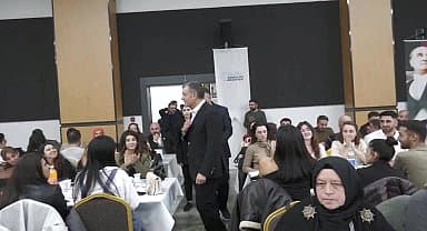 Esenyurt Belediye Başkanı Bozkurt: "Öğretmenler bir toplumun geleceğidir"