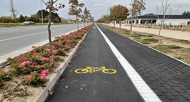 Eskişehir Büyükşehir'den 100. Yıl Bulvarına bisiklet yolu