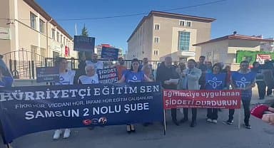 Hürriyetçi Eğitim Sen Samsun Şubesi'nden veli şiddetine protesto: "Öğretmenlere çelik yelek hatta kefen mi dağıtalım?"