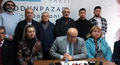 İYİ Parti Odunpazarı İlçe Başkanı Gürol Yer'den Bademlik'te yapılan ağaç kesimine tepki