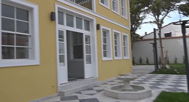 İzmir Agora'da tarihi Carfi Köşkü görkemli günlerine döndü