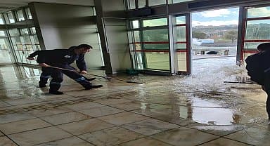 İzmir'de iskelelerdeki olumsuzluklar giderilmeye çalışılıyor