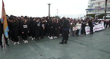 İzmir İl Milli Eğitim Müdürlüğü, 24 Kasım Öğretmenler Günü'nü resmi törenle kutladı