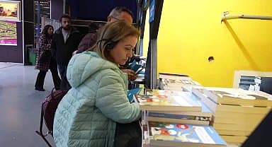 Kadıköy'de "Öğretmenler Günü" Hüseyin Turan konseriyle kutlandı