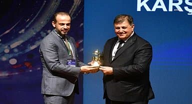 Karşıyaka Belediyesi'ne 'Türkiye Sürdürülebilir Gelecek' ödülü
