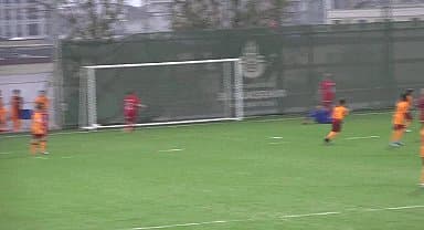 Kartal Belediyesi Cumhuriyet'in 100. Yılı Özel Futbol Turnuvası'nda şampiyon kara kartallar oldu