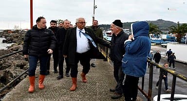 Kdz. Ereğli Belediye Başkanı Posbıyık, CHP heyetiyle afetzede esnafa geçmiş olsun ziyaretinde bulundu