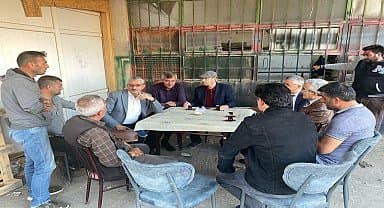 Kırşehir Belediye Başkanı Ekicioğlu, çevre düzenlemesi çalışmasını yerinde inceledi