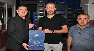 Kumluca Belediye Başkanı Köleoğlu, hal esnafını ziyaret etti