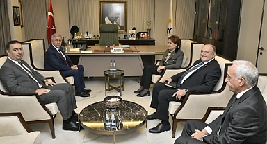 Mansur Yavaş, Meral Akşener'i ziyaret etti