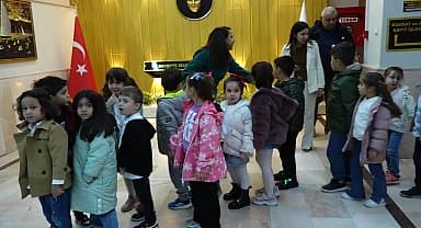 Marmaris Belediye Başkanı Oktay'ın minik misafirleri