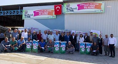 Mersin Büyükşehir'den Tarsuslu üreticilere yem desteği