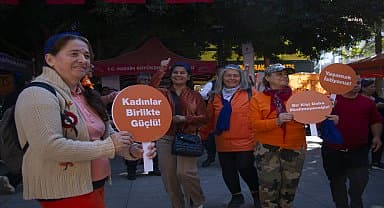 Mersin'de kadınlar seslerini Büyükşehir'le duyurdu