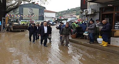 Mudanya Belediyesi ekiplerinden sel sonrası müdahale