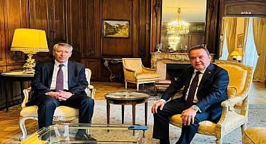 Muhittin Böcek'ten Antalya'nın geleceği için Fransa'da önemli adım